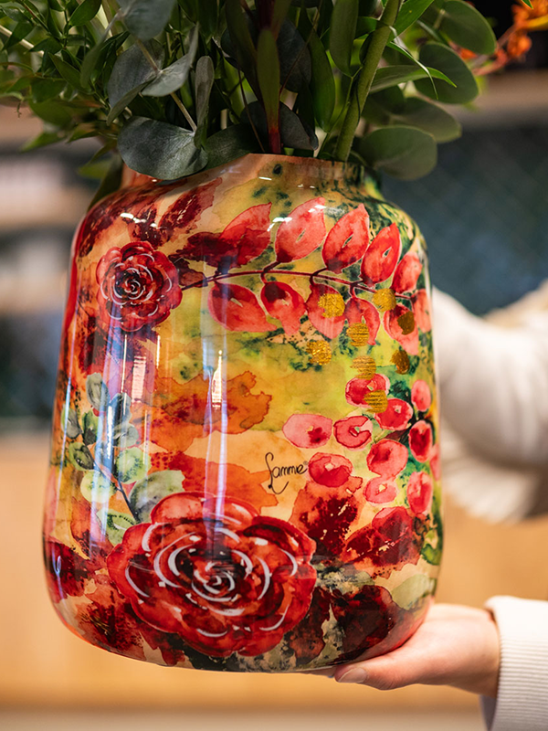 
                  
                    Vase Rose Rouge Designed By Lammie
                  
                